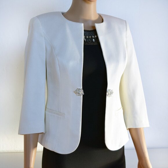 Open Front Cropped Suit Jacket - Picture 7 of 16